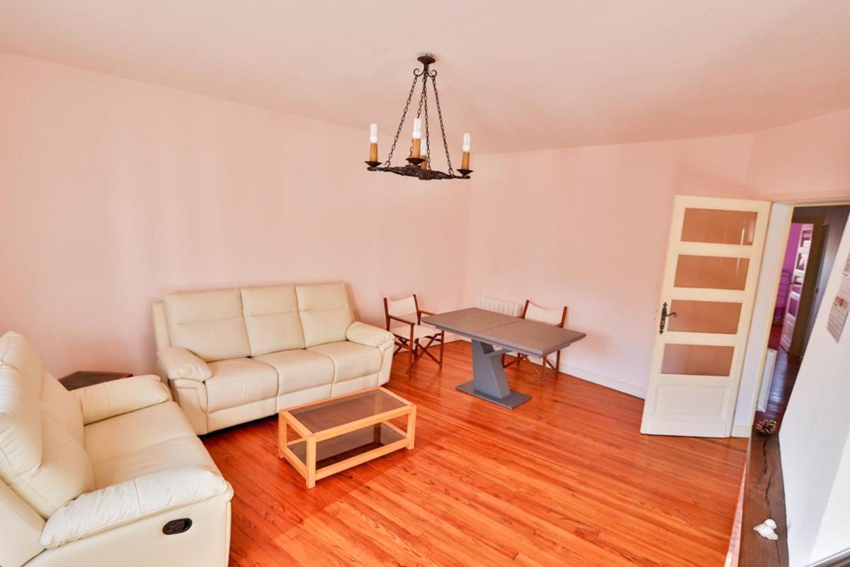 Appartement 1 A 9 Personnes Hagetmau Coeur De Ville מראה חיצוני תמונה