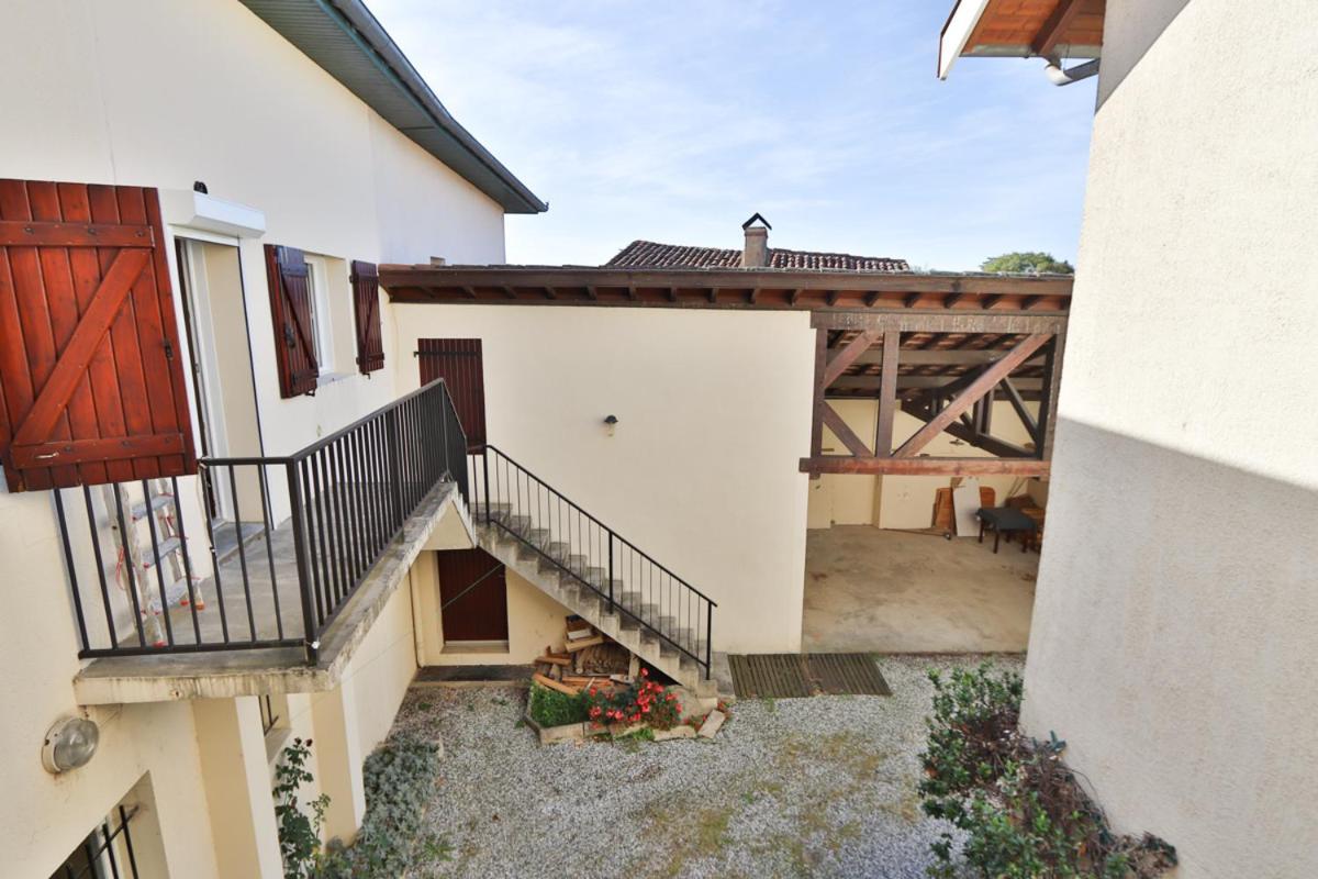 Appartement 1 A 9 Personnes Hagetmau Coeur De Ville מראה חיצוני תמונה
